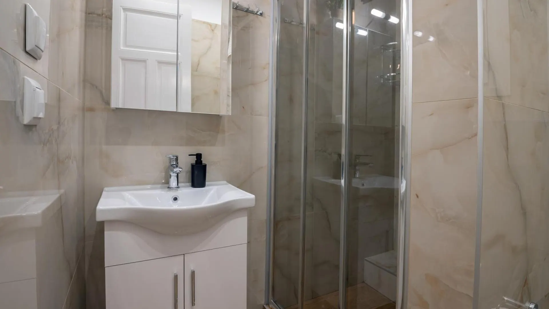Domus Philippou, Center Of Thessaloniki Apartment