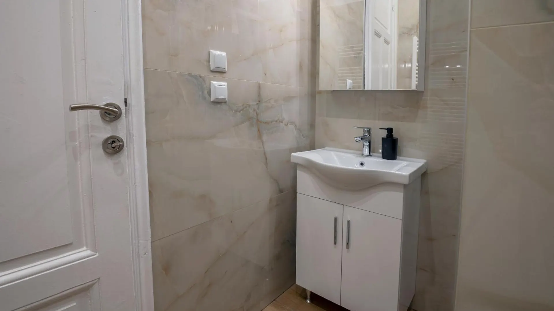Domus Philippou, Center Of Thessaloniki Apartment